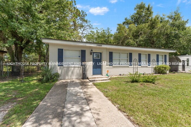10615 Briarcliff Rd E in Jacksonville, FL - Building Photo - Building Photo
