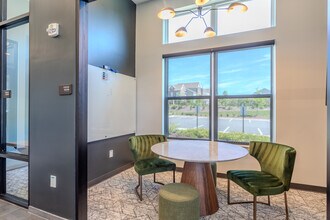 Plat 4 in Durham, NC - Foto de edificio - Interior Photo