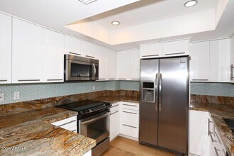 4200 N Miller Rd in Scottsdale, AZ - Building Photo - Building Photo