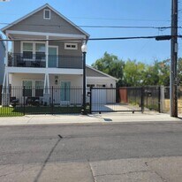 2627 Beaumont St in Sacramento, CA - Building Photo