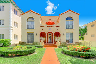 226 Sidonia Ave in Coral Gables, FL - Building Photo - Primary Photo