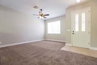 993 N Jacks Lake Rd in Clermont, FL - Building Photo - Building Photo