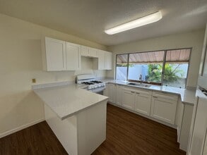 94-1054-1054 Meahale Pl in Waipahu, HI - Building Photo - Building Photo