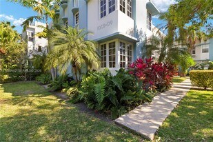 1009 Meridian Ave in Miami Beach, FL - Building Photo