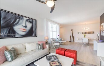 3 Island Ave, Unit 09D in Miami Beach, FL - Building Photo - Building Photo