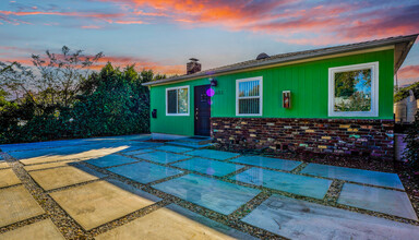 5651 Denny Ave in North Hollywood, CA - Building Photo - Building Photo