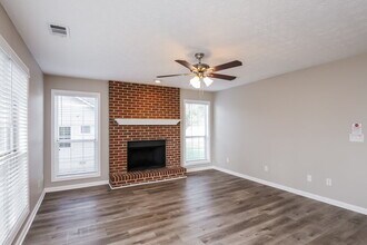 3207 Summit Springs Ct in Loganville, GA - Building Photo - Building Photo