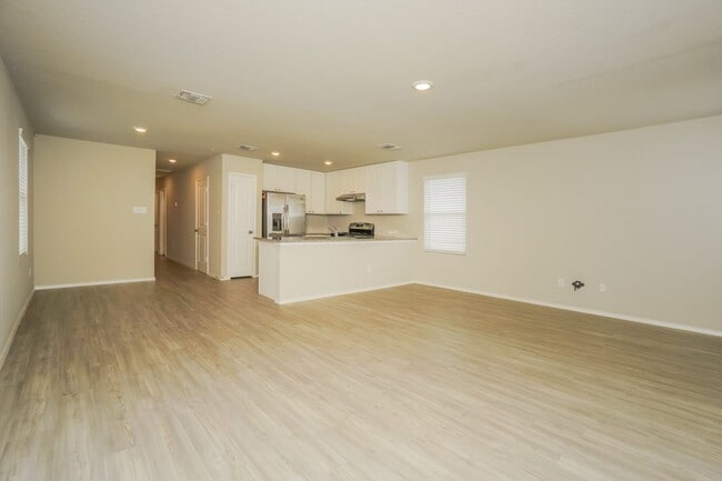 property at 5410 Verdugos Pl