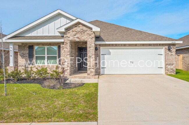 4618 Naval Ct in Crestview, FL - Building Photo - Building Photo