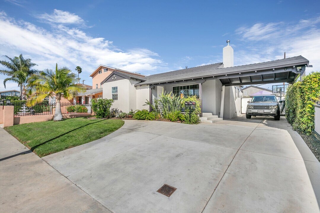 3620 Tuller Ave in Los Angeles, CA - Building Photo