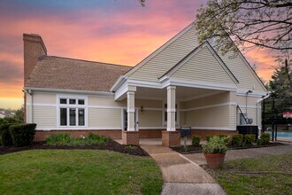 Gunston Corner Condominiums in Lorton, VA - Building Photo - Building Photo