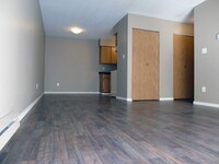 Sunshine Apartments in Abbotsford, BC - Building Photo - Building Photo