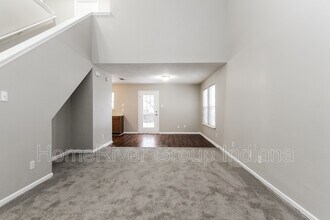 47 Snowflake Cir in Greenwood, IN - Building Photo - Building Photo