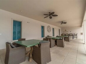 19321 Nearpoint Dr in Venice, FL - Building Photo - Building Photo