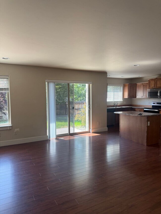 1857 Buckrake Ave in Bozeman, MT - Building Photo - Building Photo