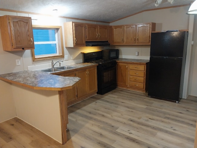 209 2nd St SW in Belfield, ND - Building Photo - Building Photo