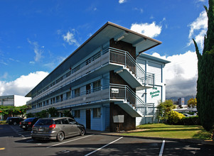 University Gardens in Honolulu, HI - Building Photo - Building Photo