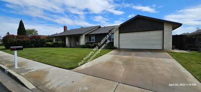 1406 Oak Knoll Rd in Santa Maria, CA - Building Photo - Building Photo