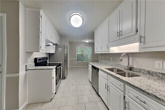 3013 Rockview Dr in Loganville, GA - Building Photo - Building Photo