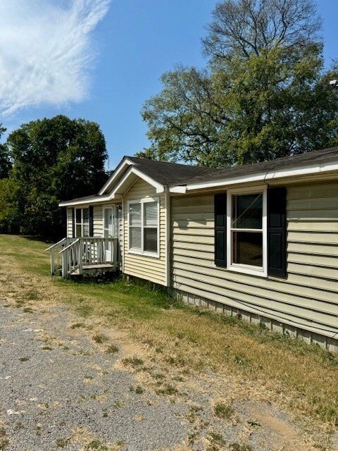 2716 Bullock Ave in Nashville, TN - Foto de edificio