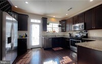 7475 Riding Meadow Way in Manassas, VA - Building Photo - Building Photo