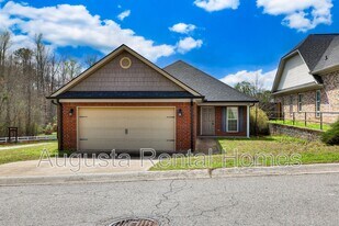 1054 Grove Landing Ln in Grovetown, GA - Building Photo