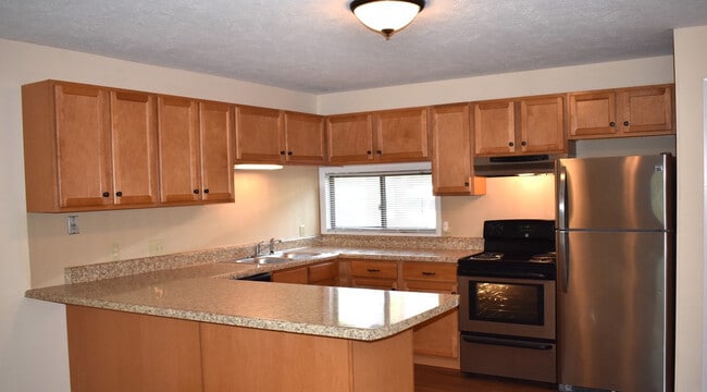 Lake Clair Apartments