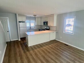 415-34th 1/2 34th Half St in Virginia Beach, VA - Building Photo - Building Photo