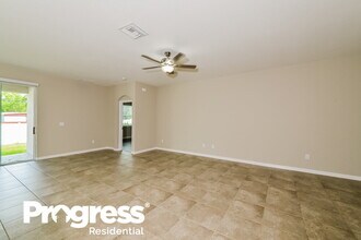 10606 Scenic Hollow Dr in Riverview, FL - Building Photo - Building Photo