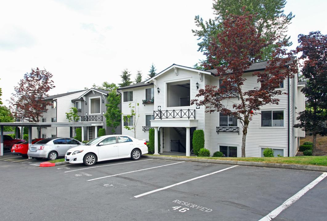 Brio Condominiums in Lynnwood, WA - Building Photo