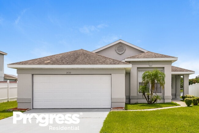 property at 1420 Brook Hollow Dr