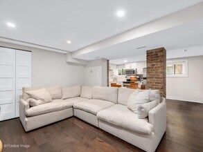 34 N Waiola Ave in La Grange, IL - Building Photo - Building Photo