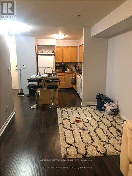 3888 Duke of York Blvd in Mississauga, ON - Building Photo - Building Photo