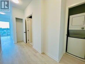 1285 Dupont St in Toronto, ON - Building Photo - Building Photo