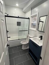 120 36th St, Unit #1 in Union City, NJ - Building Photo - Building Photo