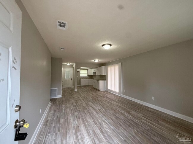 1425 Toni St in Pensacola, FL - Building Photo - Building Photo