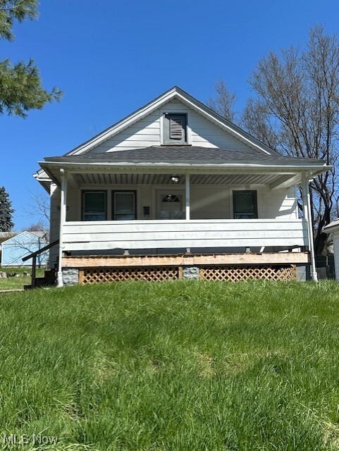 property at 920 Pasadena Ave