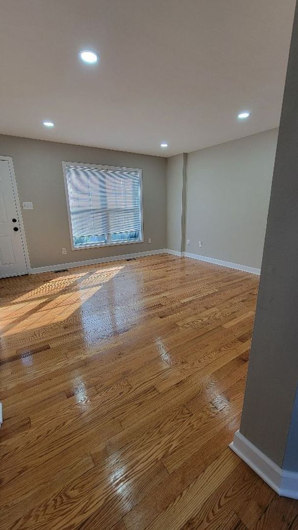 7619 Forrest Ave in Philadelphia, PA - Building Photo - Building Photo