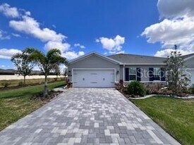 1985 West Palms Drive in Port Charlotte, FL - Building Photo