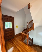 68 Willow Ave, Unit 2 in Somerville, MA - Building Photo - Building Photo