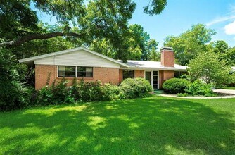 1110 Western Blvd in Arlington, TX - Building Photo - Building Photo