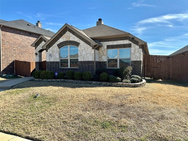 property at 3003 Rosemount Ln