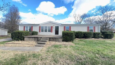 783 Scott Dr in Gallatin, TN - Building Photo - Building Photo