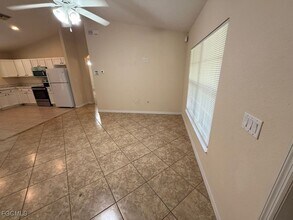 919 Berg St E in Lehigh Acres, FL - Building Photo - Building Photo