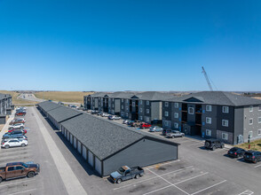 Enchanted Pines in Rapid City, SD - Foto de edificio - Building Photo