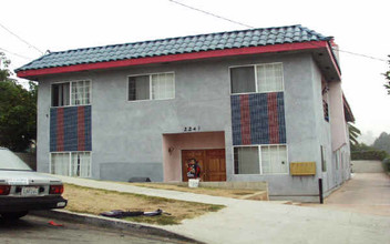 2241 Branden St in Los Angeles, CA - Building Photo - Building Photo