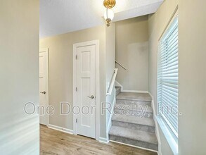 6021 Allegheny Rd in Williamsburg, VA - Foto de edificio - Building Photo