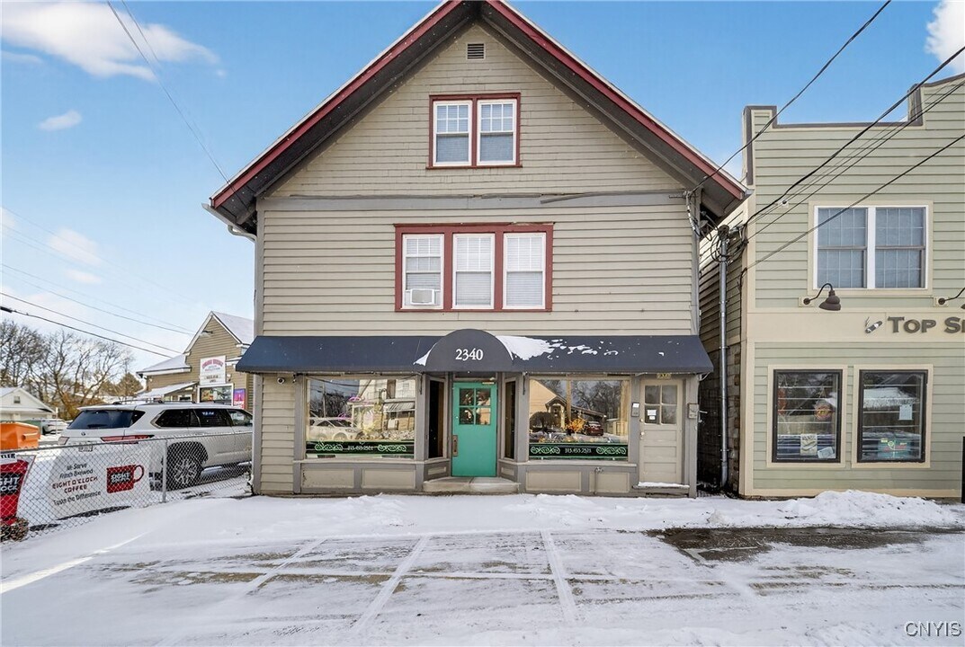 2340 Court St in Syracuse, NY - Building Photo