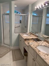 600 Lambiance Cir in Naples, FL - Building Photo - Building Photo