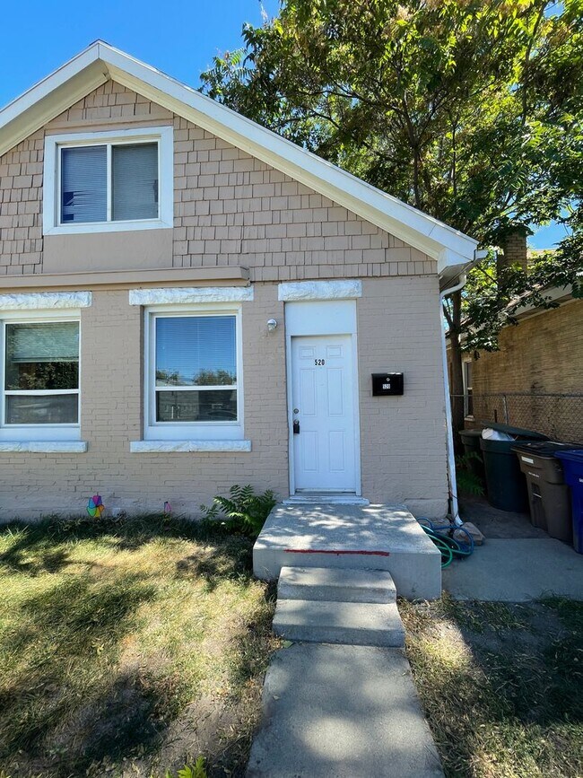 520 Dexter St W in Salt Lake City, UT - Building Photo - Building Photo